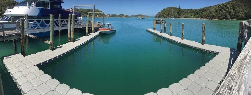 Long Float Pod jetty around a bay